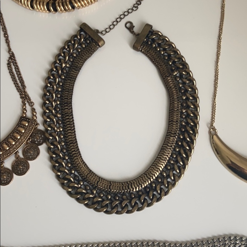 Necklaces - Picture 2 of 6